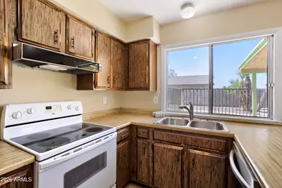 8717 W Clarendon Avenue, Phoenix, AZ 85037 - Photo 19