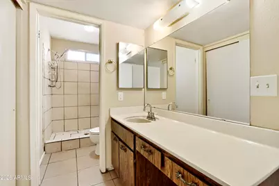 8717 W Clarendon Avenue, Phoenix, AZ 85037 - Photo 15