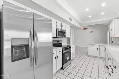 13626 W Gardenview Drive, Sun City West, AZ 85375 - Photo 7