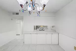 3033 E Devonshire Ave, Phoenix, AZ 85016 - Photo 11