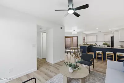 4366 E Sandia Street, Phoenix, AZ 85044 - Photo 9