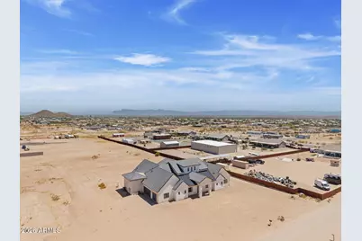 774 W Silverdale Road, San Tan Valley, AZ 85143 - Photo 41