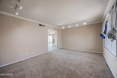 2812 S Cottonwood Drive, Tempe, AZ 85282 - Photo 3