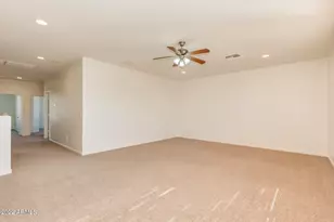 5733 W Plum Rd, Phoenix, AZ 85083 - Photo 21