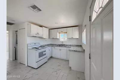 308 E Date Avenue, Casa Grande, AZ 85122 - Photo 9