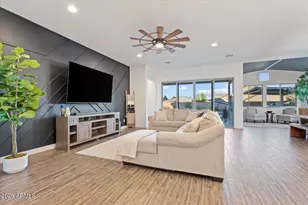 4711 N 212th Dr, Buckeye, AZ 85396 - Photo 9