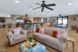 323 W Butler Dr, Phoenix, AZ 85021 - Photo 13