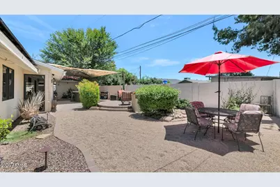 323 W Butler Drive, Phoenix, AZ 85021 - Photo 37
