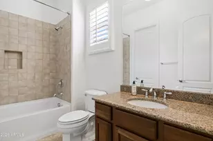3722 E Zachary Dr, Phoenix, AZ 85050 - Photo 23