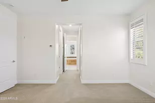 3722 E Zachary Dr, Phoenix, AZ 85050 - Photo 37