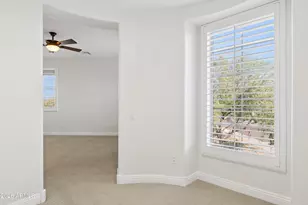 3722 E Zachary Dr, Phoenix, AZ 85050 - Photo 35
