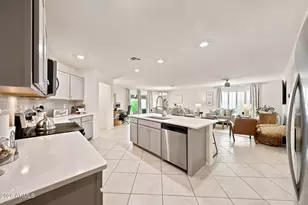 17776 W Oberlin Way, Surprise, AZ 85387 - Photo 27