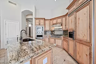 6057 E Campo Bello Dr, Scottsdale, AZ 85254 - Photo 13