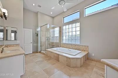 6057 E Campo Bello Drive, Scottsdale, AZ 85254 - Photo 19