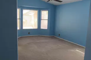 853 E Constitution Dr, Chandler, AZ 85225 - Photo 15