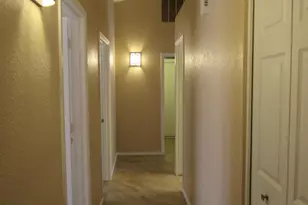 853 E Constitution Dr, Chandler, AZ 85225 - Photo 13