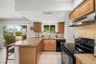 19810 N 5th Ave, Phoenix, AZ 85027 - Photo 9