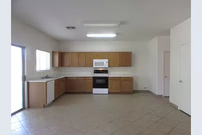 1042 E Canyon Way, Chandler, AZ 85249 - Photo 13