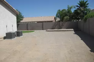 1042 E Canyon Way, Chandler, AZ 85249 - Photo 3