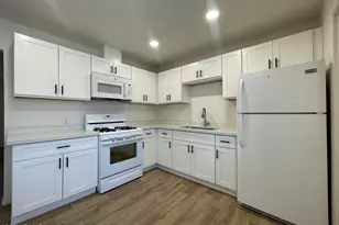 2730 E Willetta St, Phoenix, AZ 85008 - Photo 11