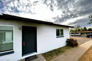 2730 E Willetta St, Phoenix, AZ 85008 - Photo 3