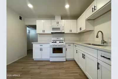 2730 E Willetta Street, Phoenix, AZ 85008 - Photo 13