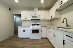 2730 E Willetta St, Phoenix, AZ 85008 - Photo 13