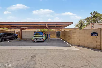 2120 E Villa Court, Tempe, AZ 85282 - Photo 31
