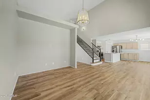 8002 W Preston Ln, Phoenix, AZ 85043 - Photo 11
