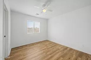 8002 W Preston Ln, Phoenix, AZ 85043 - Photo 21
