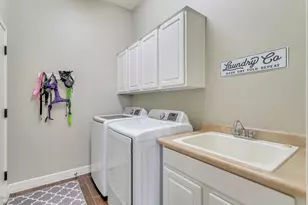 20754 W Sunrise Ct, Buckeye, AZ 85396 - Photo 23