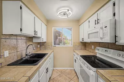 20420 N 6th Drive #1, Phoenix, AZ 85027 - Photo 7