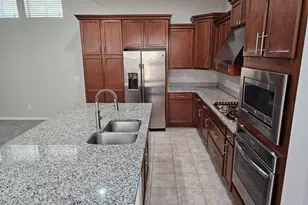 2253 S Wallrade Ln, Gilbert, AZ 85295 - Photo 3