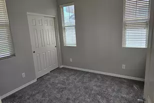 2253 S Wallrade Ln, Gilbert, AZ 85295 - Photo 15
