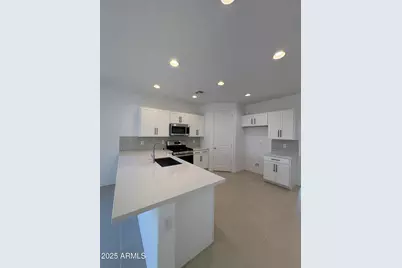 17613 W Georgia Avenue, Litchfield Park, AZ 85340 - Photo 13
