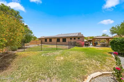 18663 W Capistrano Avenue, Goodyear, AZ 85338 - Photo 25