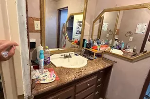 1709 E Encinas Ln, Phoenix, AZ 85040 - Photo 35