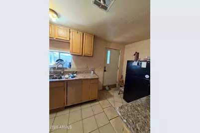 1709 E Encinas Lane, Phoenix, AZ 85040 - Photo 21
