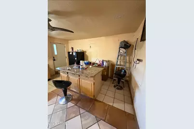 1709 E Encinas Lane, Phoenix, AZ 85040 - Photo 19