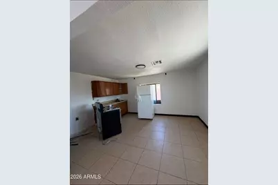 1709 E Encinas Lane, Phoenix, AZ 85040 - Photo 5