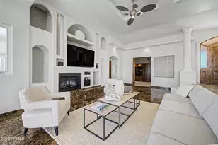 1823 E Windrose Dr, Phoenix, AZ 85022 - Photo 15