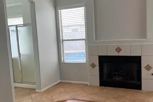 407 W Helena Dr, Phoenix, AZ 85023 - Photo 7
