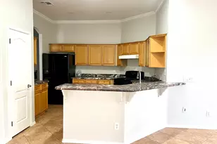 407 W Helena Dr, Phoenix, AZ 85023 - Photo 7