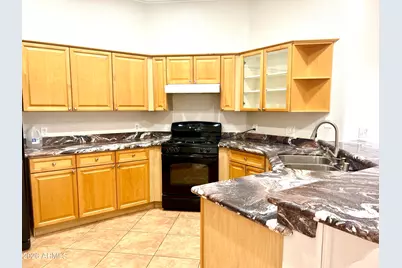407 W Helena Drive, Phoenix, AZ 85023 - Photo 9