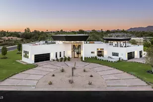 8402 E Cactus Wren Rd, Scottsdale, AZ 85250 - Photo 1