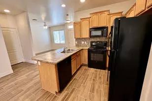 142 N Drexel St, Mesa, AZ 85207 - Photo 5