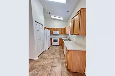 8952 E Crescent Avenue, Mesa, AZ 85208 - Photo 5