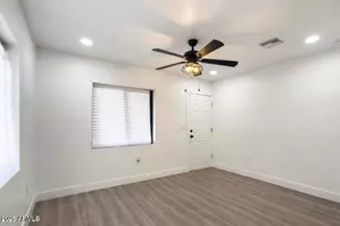 2236 E Roosevelt St, Phoenix, AZ 85006 - Photo 13