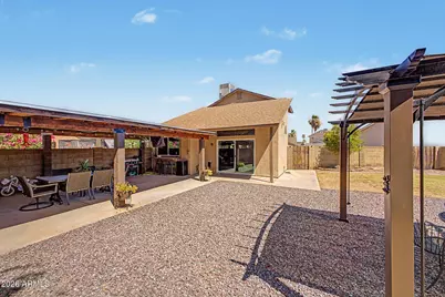 1717 E Greenway Circle, Phoenix, AZ 85042 - Photo 23