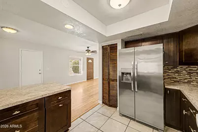 11413 N 56th Avenue, Glendale, AZ 85304 - Photo 11
